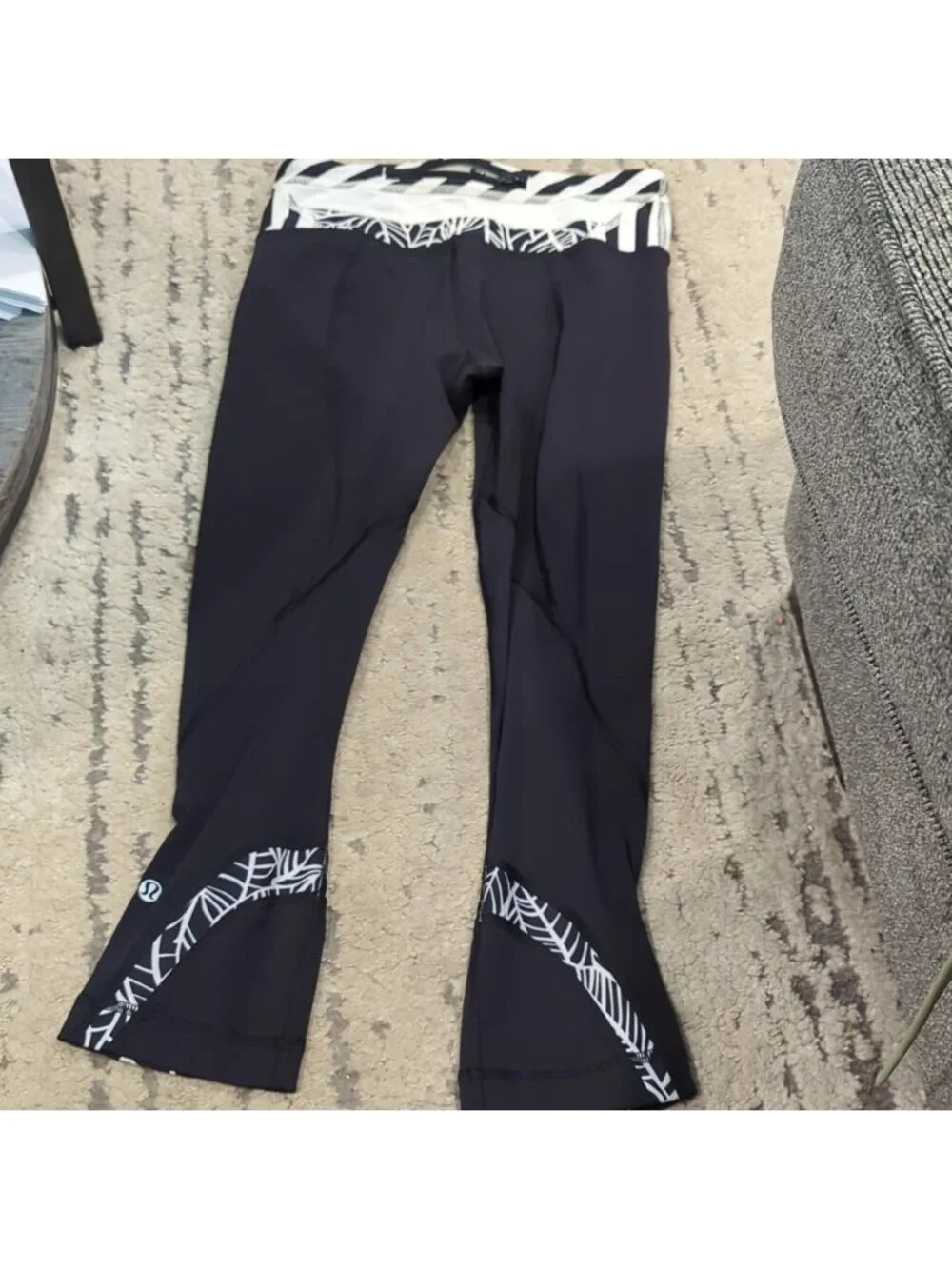 Lululemon Run: Inspire Crop II Black / Brisk Bloom Black White / Straightup Str